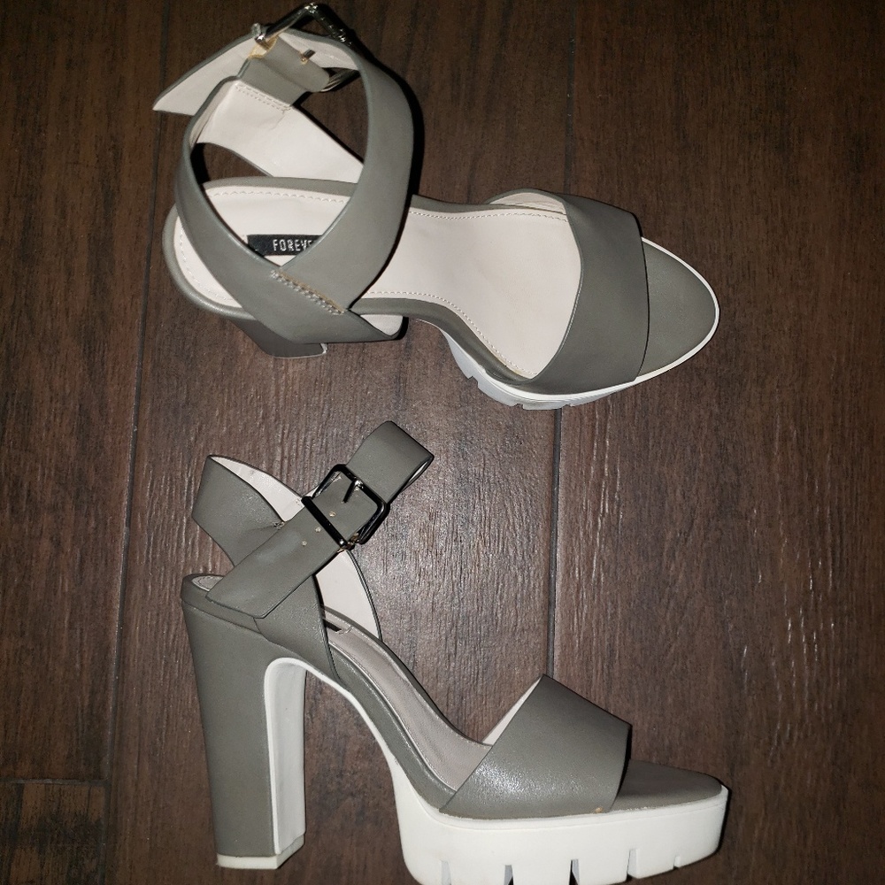 FOREVER 21: Grey Platform Heels